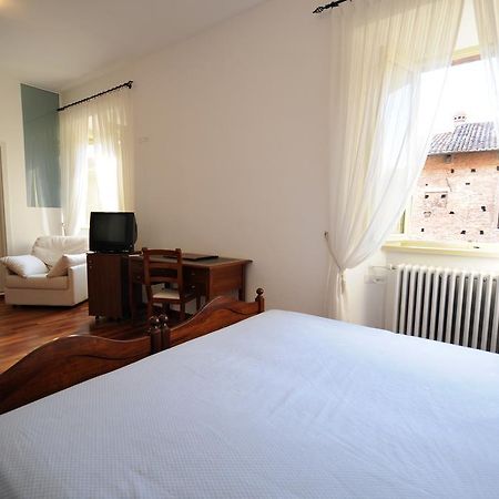Guest House Domus Урбино Екстериор снимка